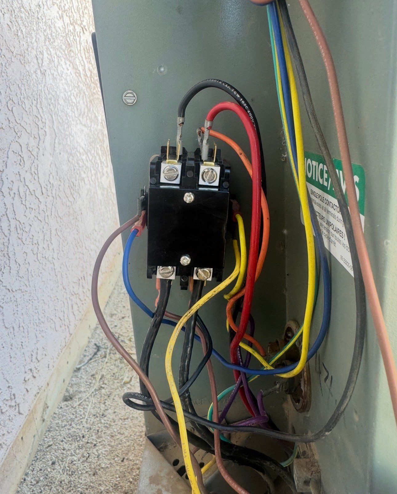Replacement AC contactor installed in a residential system