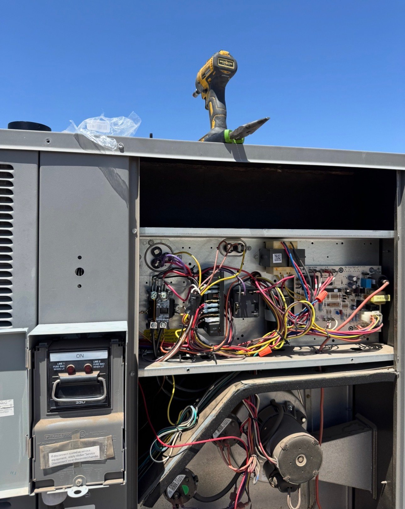 Thermostat failing to reach setpoint during AC repair in Marana, AZ